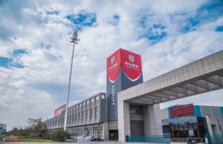 當世友地板鋪進“太空艙”| 民宿界的新潮流，全新的住宿體驗